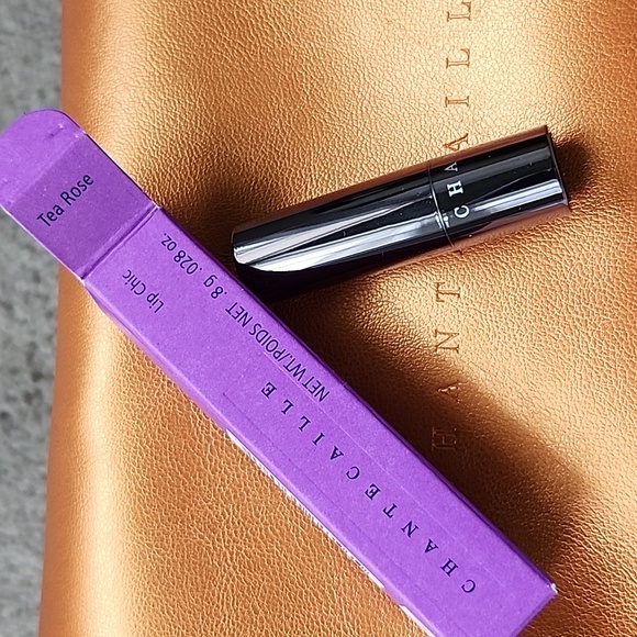 Chantecaille Samples - Picture 5 of 6